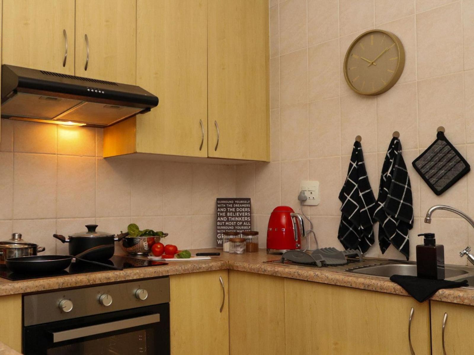 The Lantern Guesthouse Bloemfontein Ruang foto